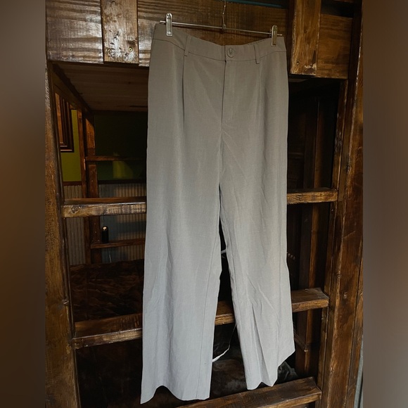 Tan dress pants - Picture 2 of 5